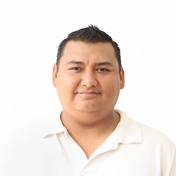 C. Mauricio Ayala Villalobos