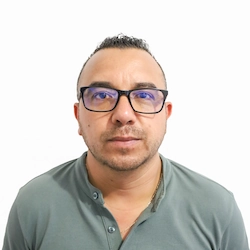 Tec. en A. Omar Salvador Montes de Oca Sotelo