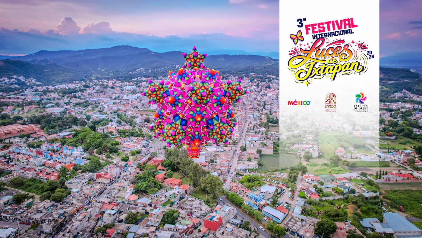 Globo monumental artesanal en elevación